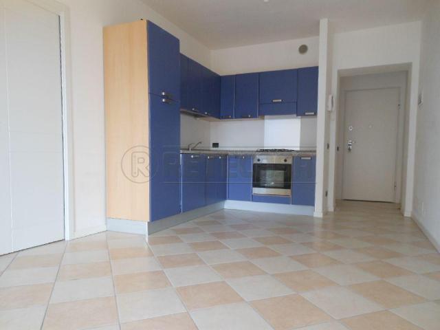 viale xi febbraio 56 trilocale 100mq