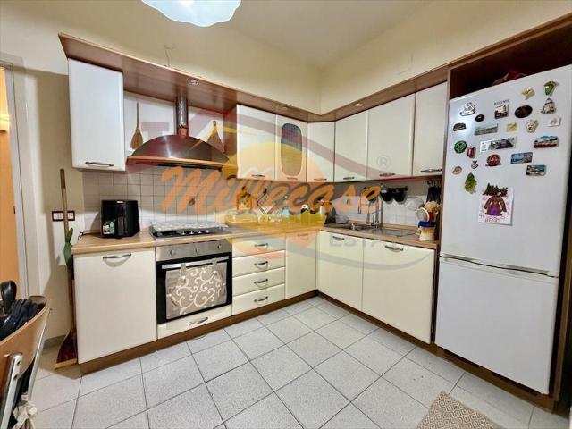 Viale Zecchino 77 trilocale 96mq