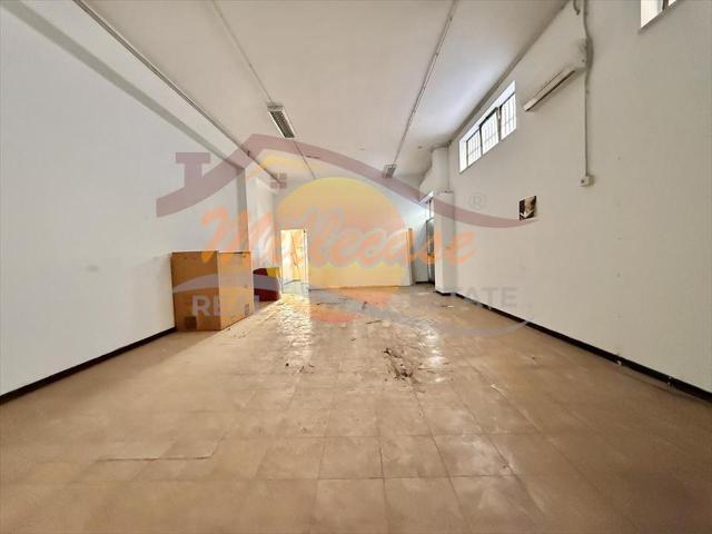 Viale Zecchino 77 monolocale 138mq