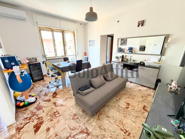 Viale Alcione 13 trilocale 65mq
