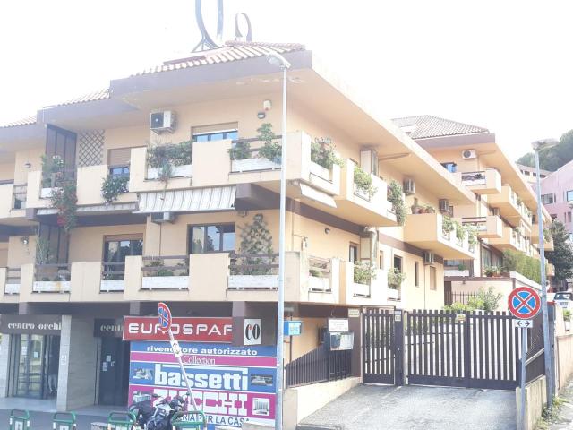 viale Annunziata 110 40mq