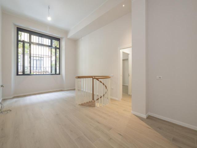 VIALE BLIGNY monolocale 65mq