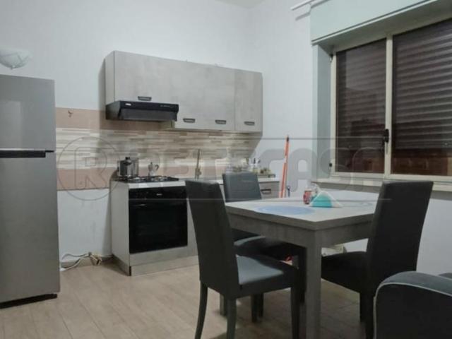 Viale Carlo III bilocale 45mq