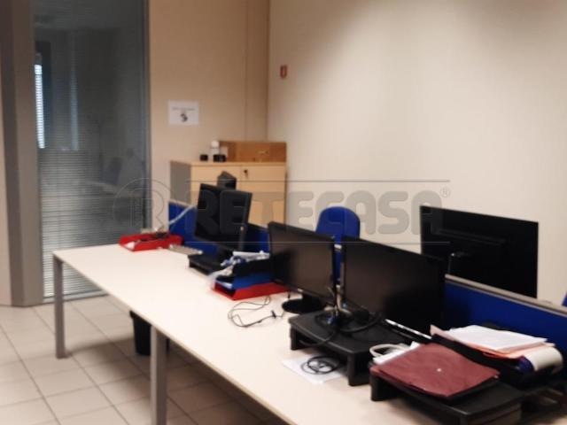Viale del Lavoro quadrilocale 200mq