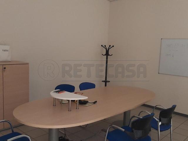 Viale dell´Industria trilocale 200mq