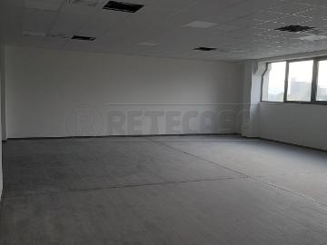 Viale dell´Industria monolocale 240mq