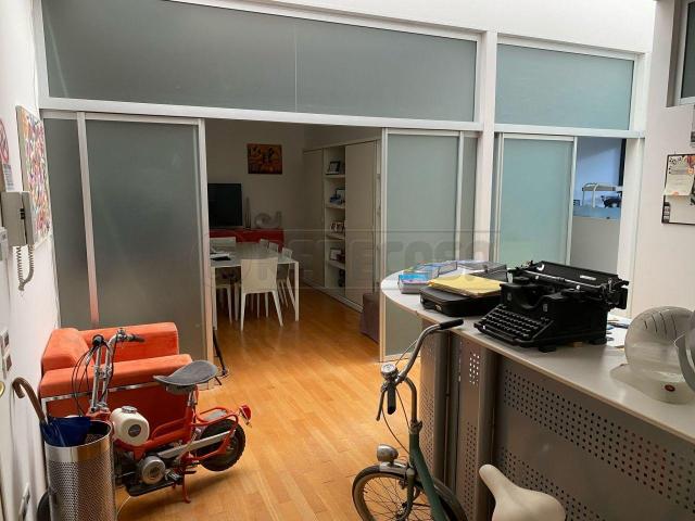 Viale dell´Industria quadrilocale 180mq