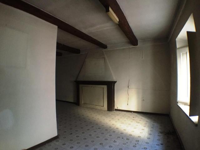 Viale della vittoria 34/b 5 vani 135mq
