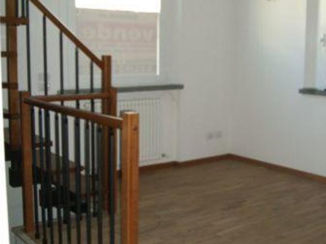 Viale della vittoria 34/b 6 vani 60mq
