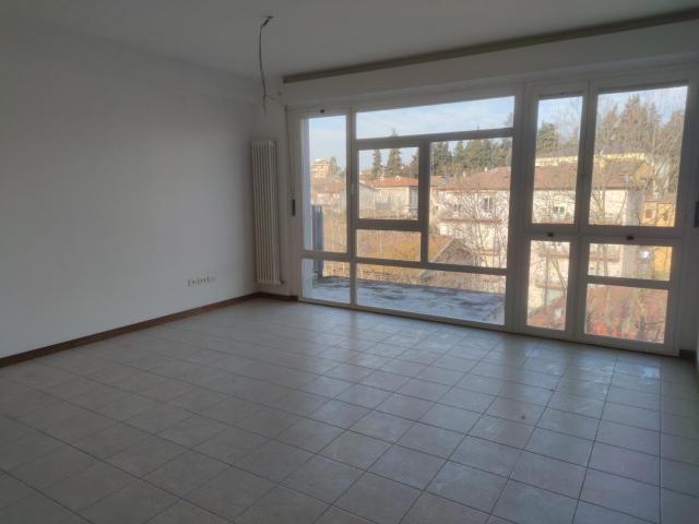Viale della Vittoria 34b quadrilocale 85mq
