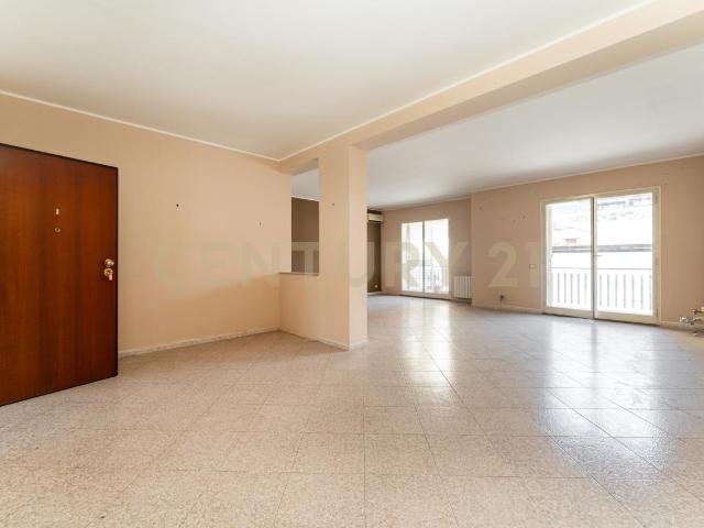 Viale delle Olimpiadi 12 7 vani 165mq