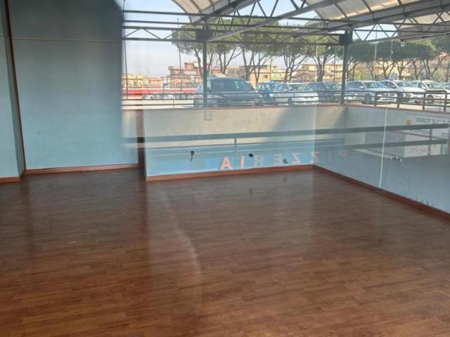Viale Duilio Cambellotti 133 30mq