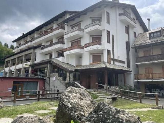 Viale Emanuele Razzetti 29 trilocale 170mq
