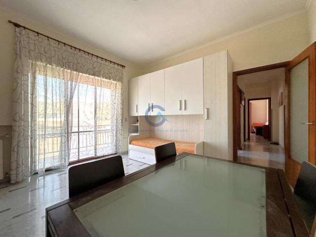 Viale Emilia 58 trilocale 75mq