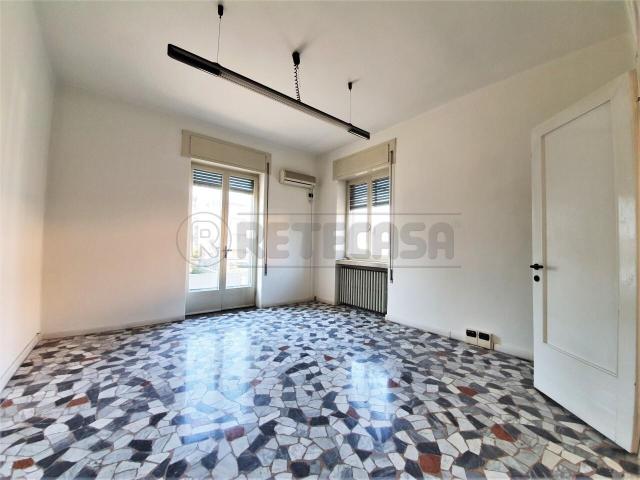 Viale G. Trissino 7 vani 153mq
