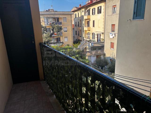 Viale Giosuè Carducci 47 quadrilocale 80mq