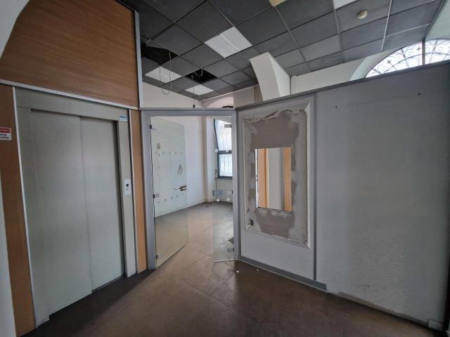 Viale Giuseppe Giusti 5 vani 130mq
