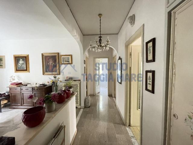 Viale Giuseppe Mazzini 11 quadrilocale 80mq
