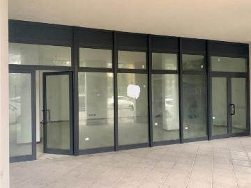 VIale Gramsci monolocale 105mq