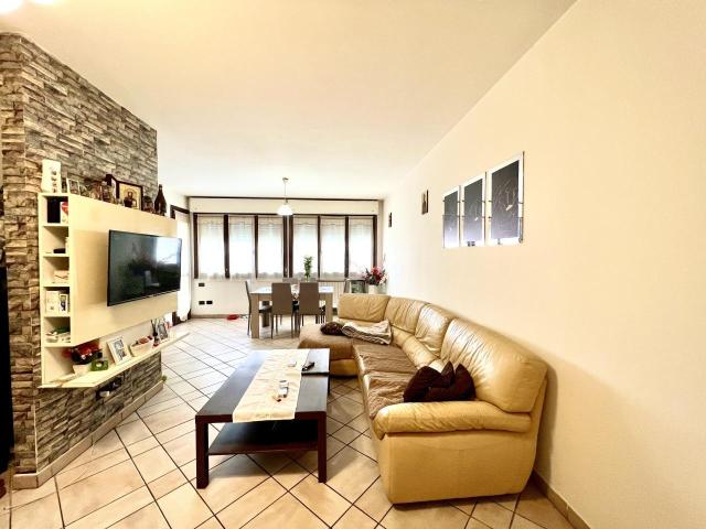 Viale Guglielmo Marconi 163 quadrilocale 100mq