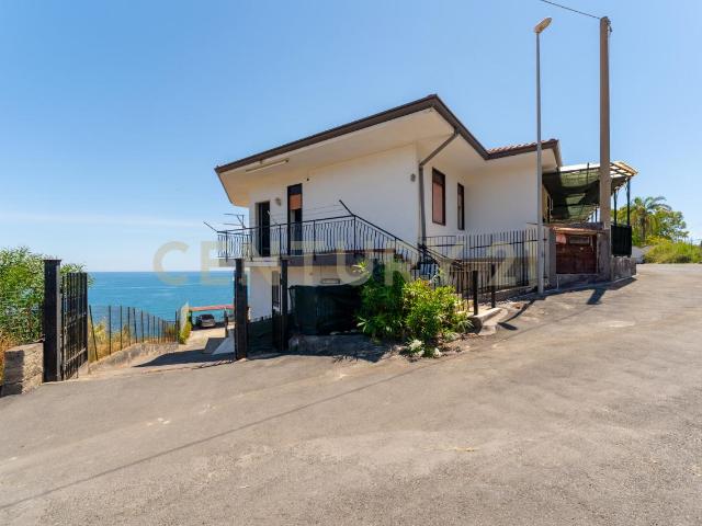 Viale Ionio bilocale 80mq