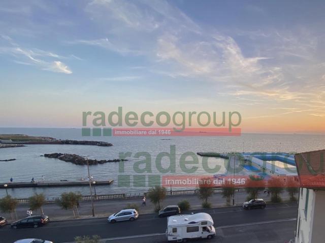 Viale Italia 199 8 vani 175mq