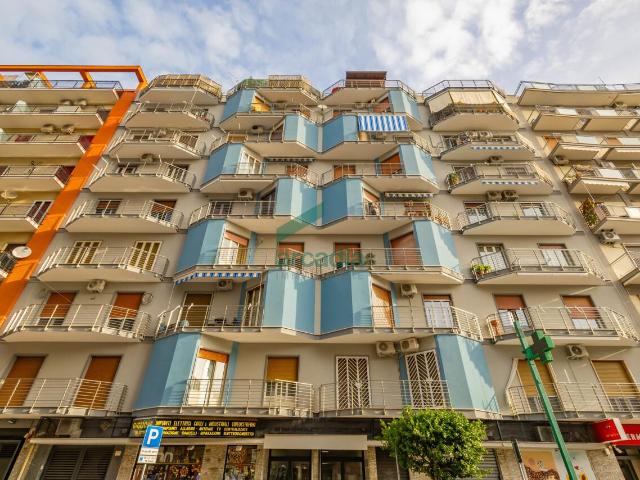 Viale Japigia 42 15 quadrilocale 124mq