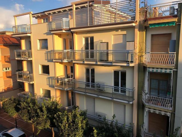 Viale Kennedy bilocale 43mq
