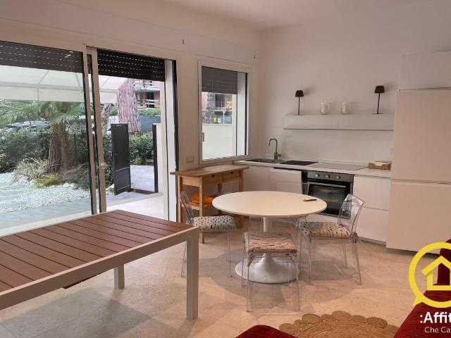 Viale L. Ariosto 5 trilocale 65mq