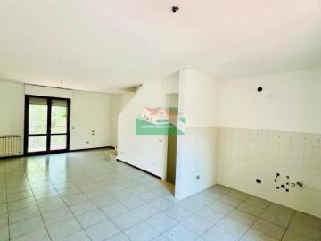 Viale Leon Battista Alberti 8 vani 180mq