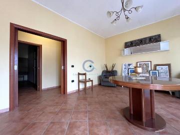 Viale Magna Grecia 156 quadrilocale 105mq