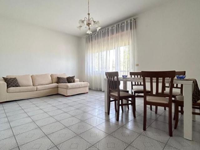 Viale Maiella 23/A 120mq