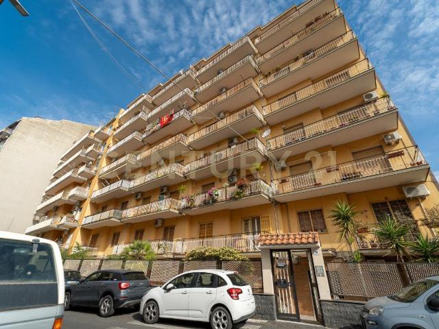 Via Monreale 14 8 vani 188mq