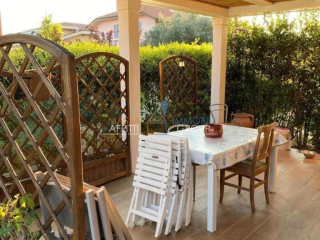 Viale Monzoni 10 5 vani 105mq