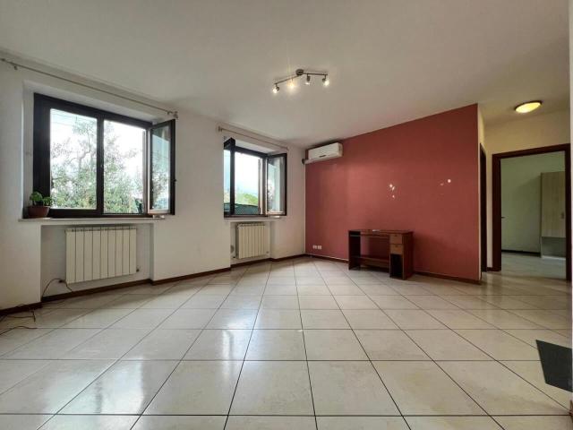 viale perugia 2 trilocale 85mq