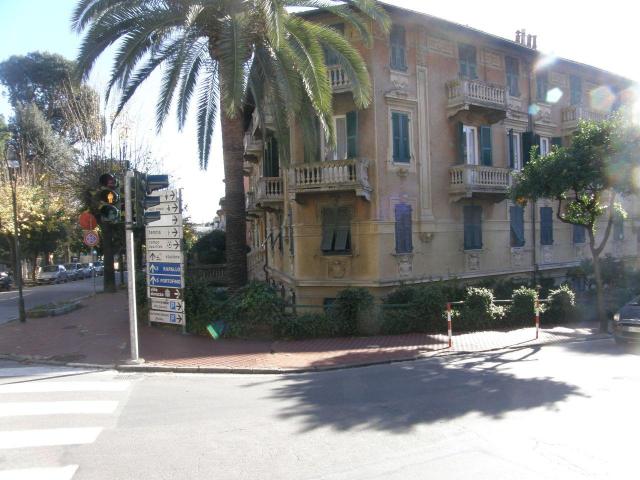 viale rainusso 6 vani 125mq