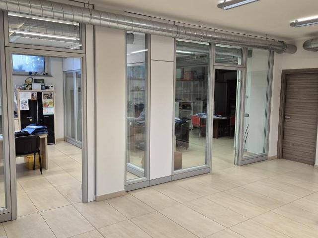 Viale Rimembranze 36 5 vani 500mq