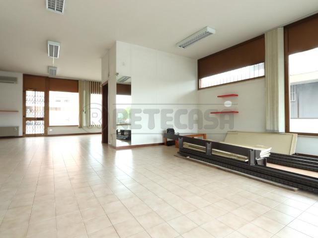 Viale Riviera Berica 561 140mq