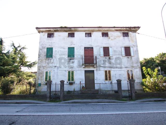 viale riviera berica 702 12 vani 631mq