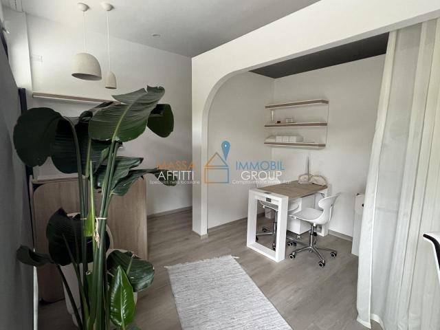 Viale Roma 203 6 vani 110mq