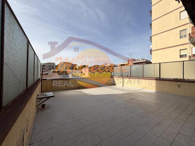 Viale Scala Greca 53 quadrilocale 119mq