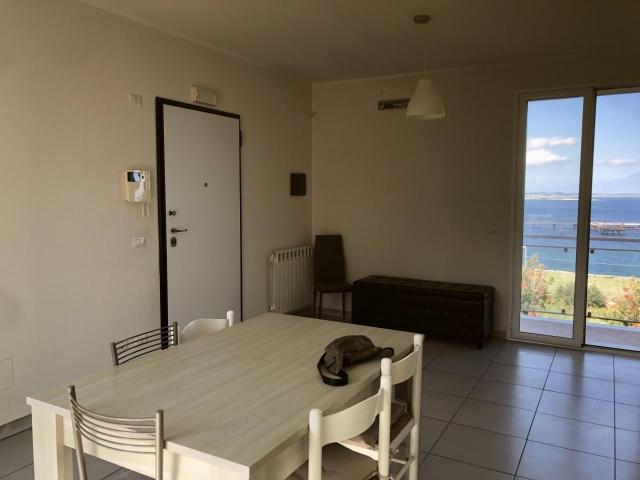 VIALE SCALA GRECA 59 trilocale 80mq