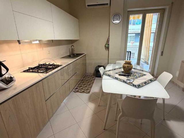 Viale Scala Greca 6 vani 145mq