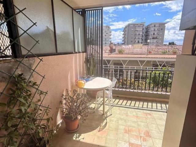 Viale Scala Greca 155 5 vani 130mq
