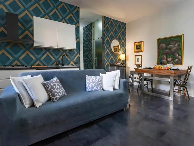 Viale Scala Greca 371 bilocale 65mq