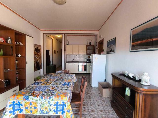 Viale Scala Greca 397 bilocale 50mq