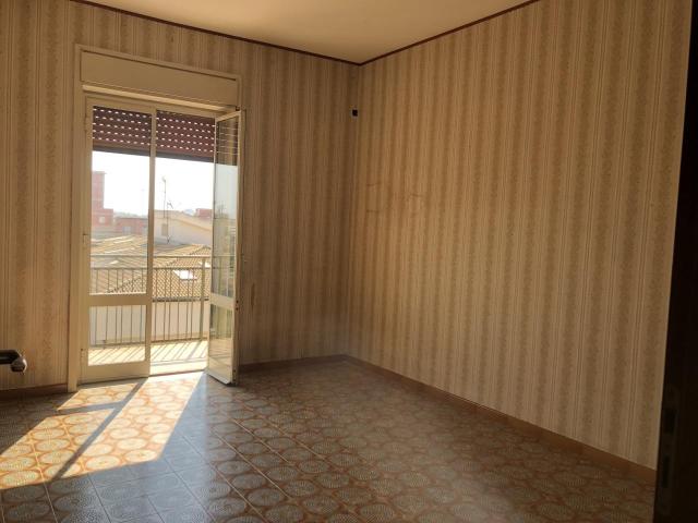 Viale Scala Greca quadrilocale 150mq