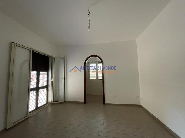 Viale Santa Panagia 168 trilocale 80mq