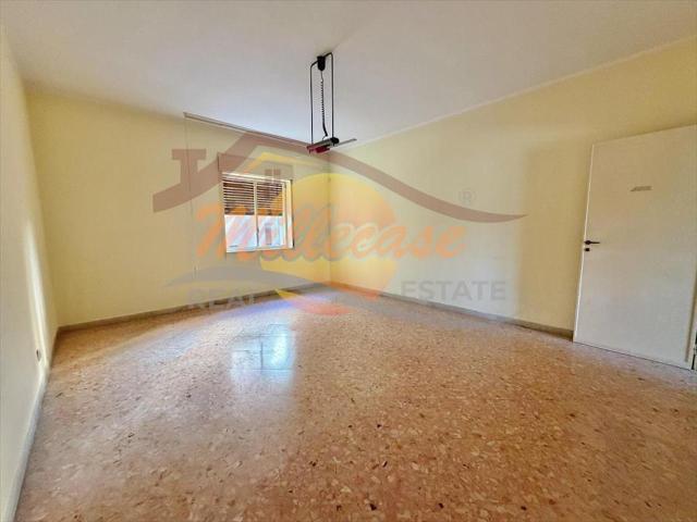 VIALE SANTA PANAGIA 28 quadrilocale 135mq