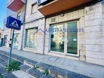 Viale Santa Panagia 5 bilocale 90mq